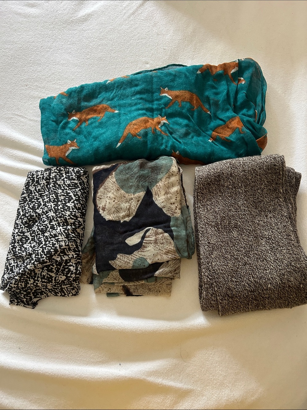 4 infinity scarves